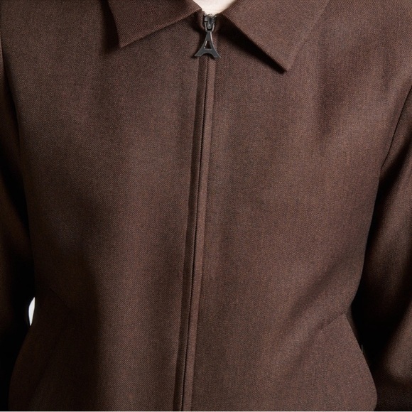 Maniere De Voir Brown Lightweight Zip-Up Jacket
SZ L - Picture 2 of 13